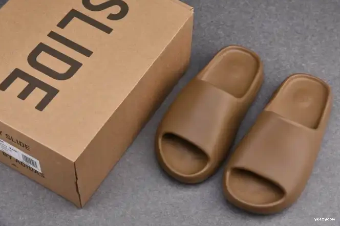 Core Slide Yeezy Adidas G55492 0609